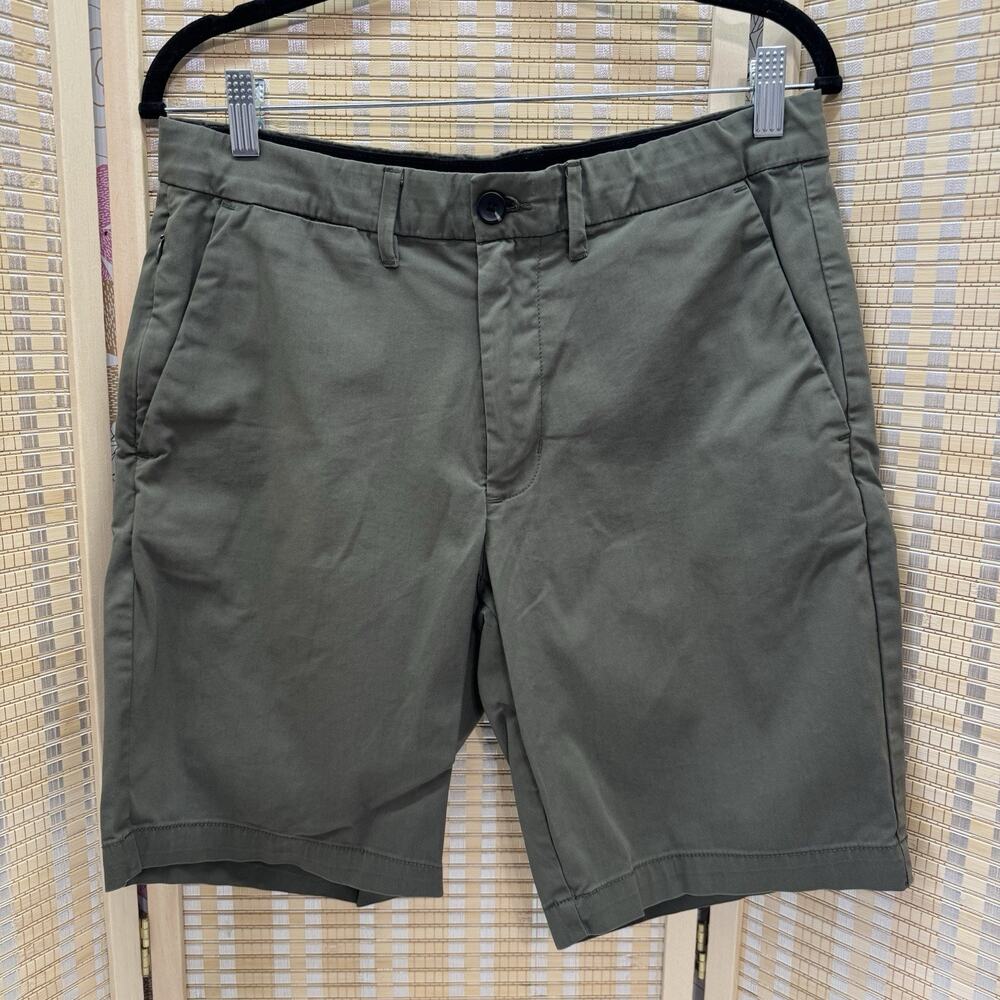 Goodfellow & Co Shorts Men's Size 32 Green Chino Stretch Moisture Wicking
